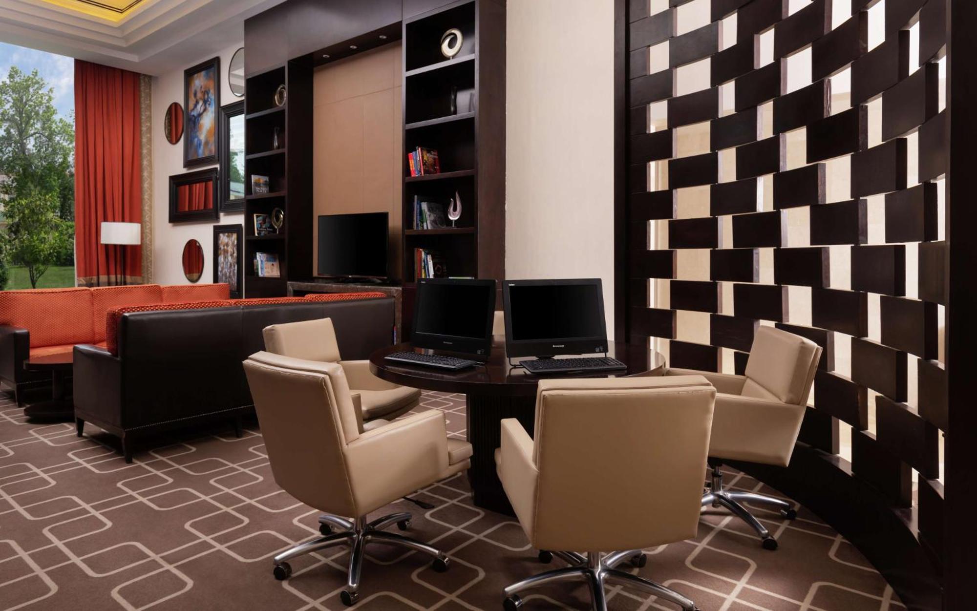 Hilton Douchanbé Extérieur photo